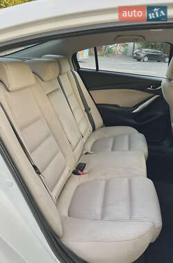 Седан Mazda 6 2015 в 
