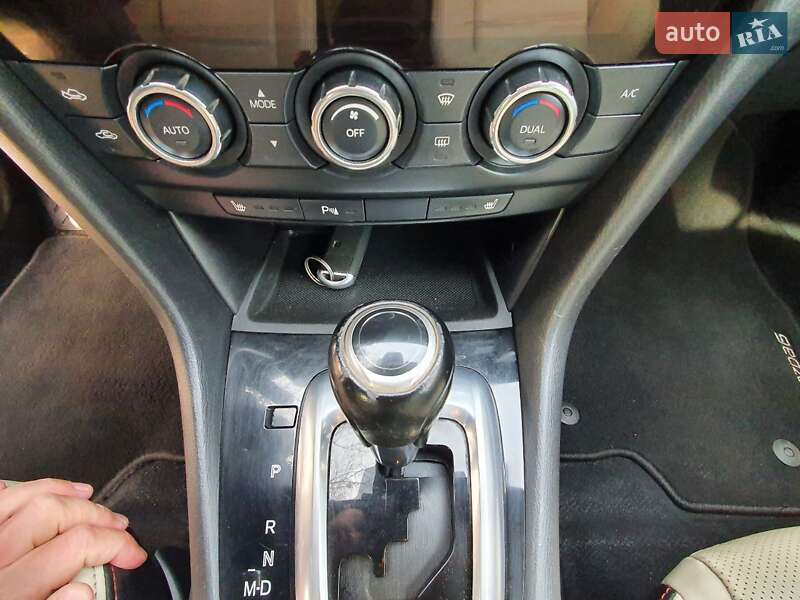 Универсал Mazda 6 2013 в Золочеве