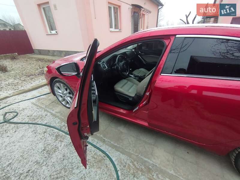 Седан Mazda 6 2014 в Львові