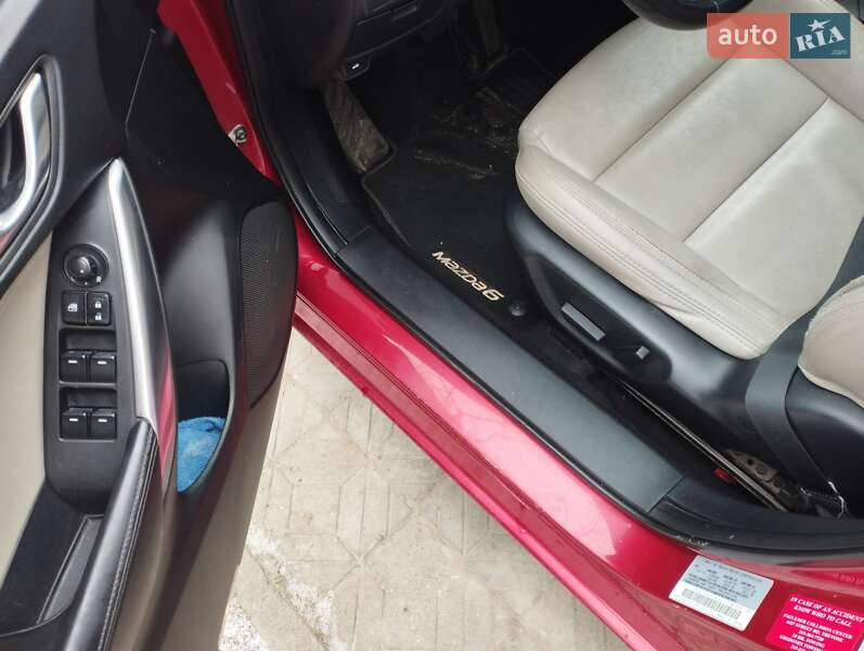 Седан Mazda 6 2014 в Львові