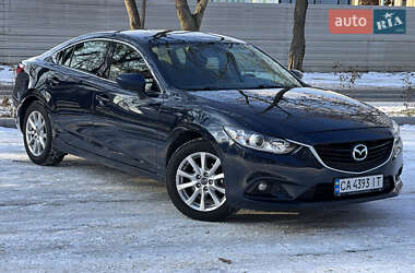 Седан Mazda 6 2015 в 