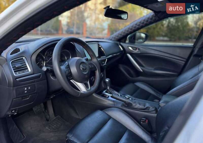 Седан Mazda 6 2014 в Кривом Роге