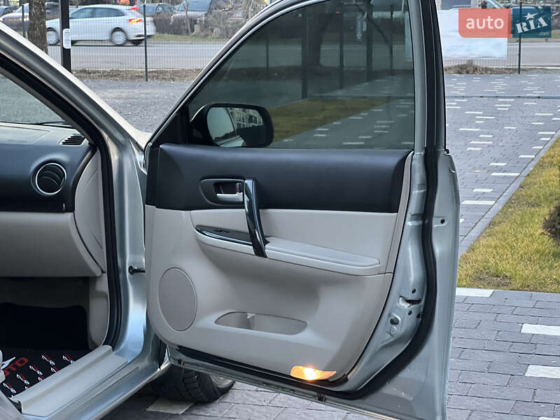 Седан Mazda 6 2006 в Ужгороде