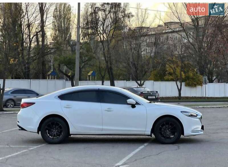 Седан Mazda 6 2014 в Кривом Роге