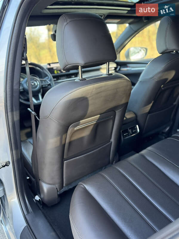 Седан Mazda 6 2019 в Коростене