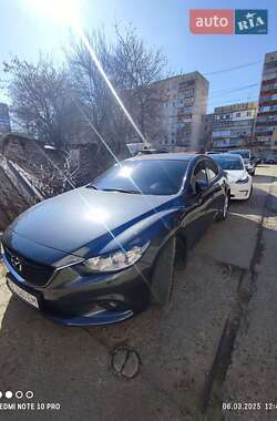 Седан Mazda 6 2014 в 