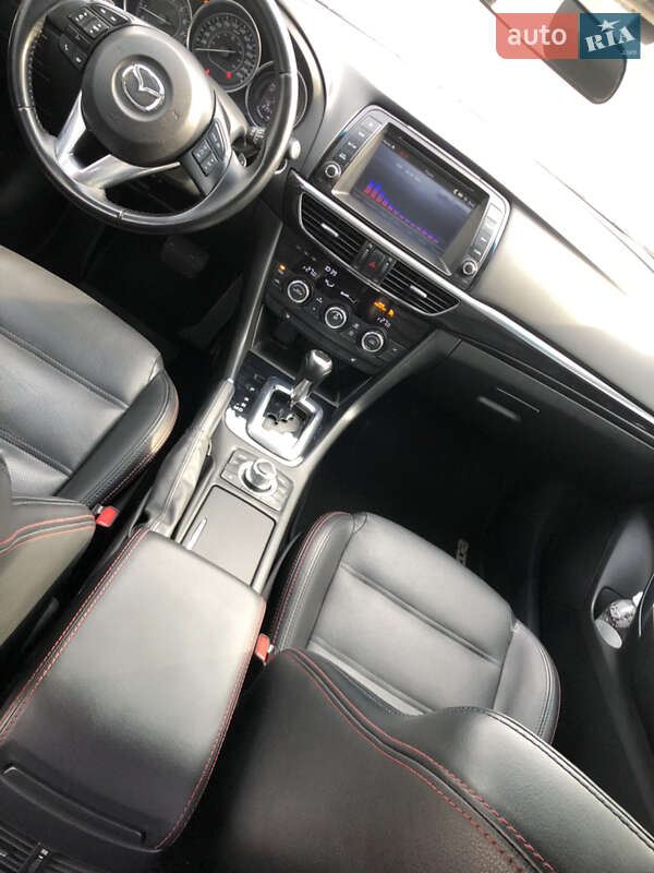 Седан Mazda 6 2012 в Яворове