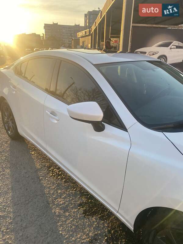 Седан Mazda 6 2014 в Запорожье