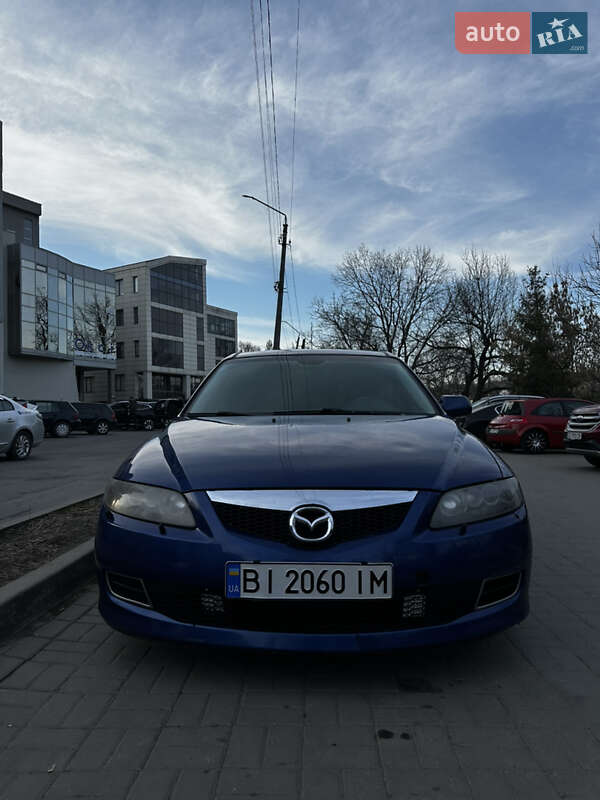 Лифтбек Mazda 6 2006 в Черновцах