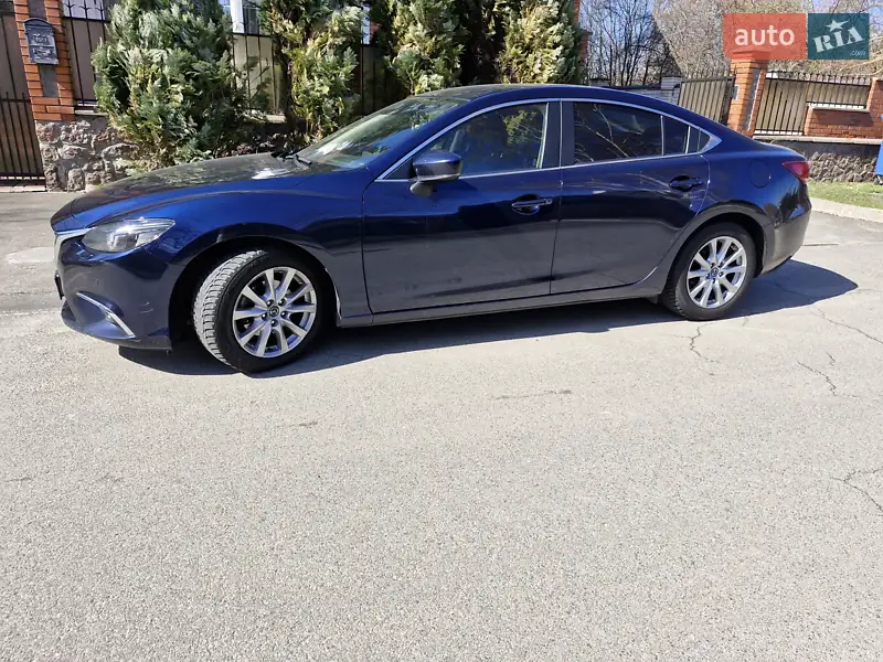 Седан Mazda 6 2016 в 