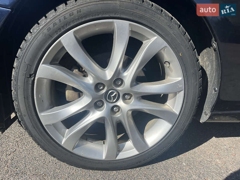 Седан Mazda 6 2013 в Макарове