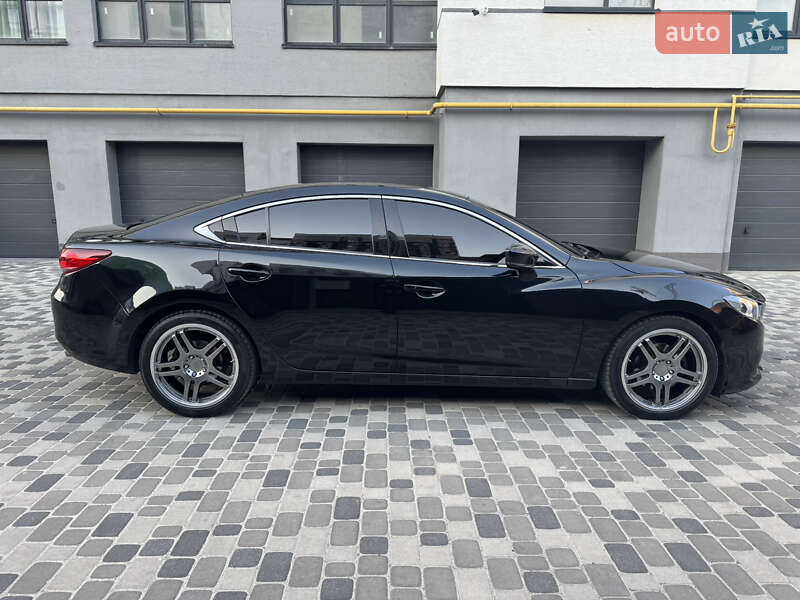 Седан Mazda 6 2016 в Ивано-Франковске