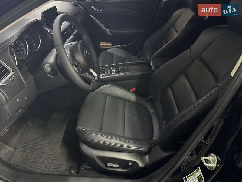 Седан Mazda 6 2016 в Ивано-Франковске