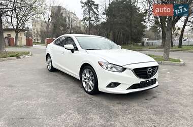 Седан Mazda 6 2015 в 