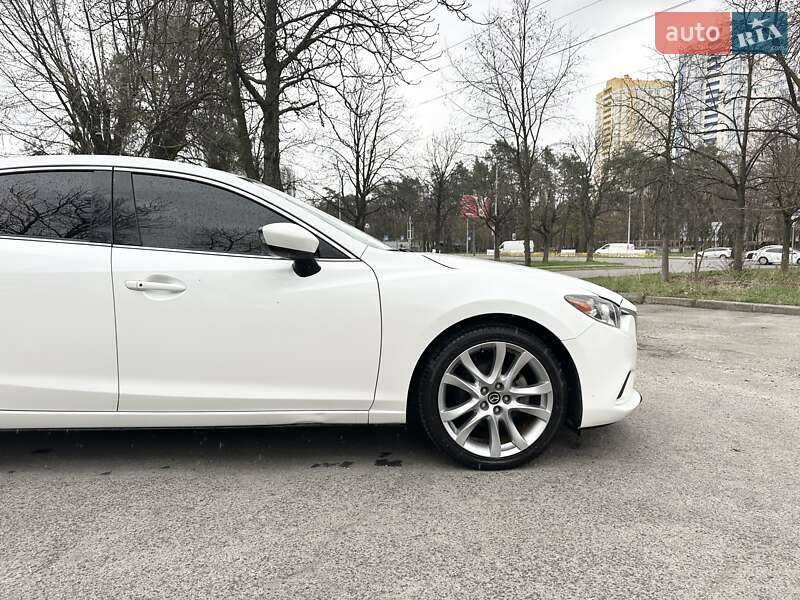 Седан Mazda 6 2015 в Киеве
