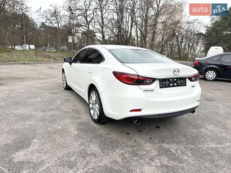 Седан Mazda 6 2015 в Киеве