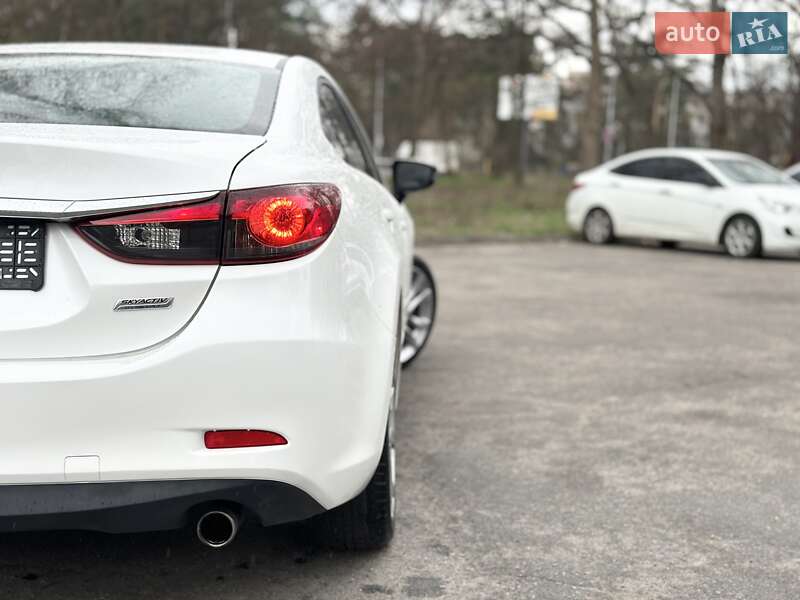 Седан Mazda 6 2015 в Киеве