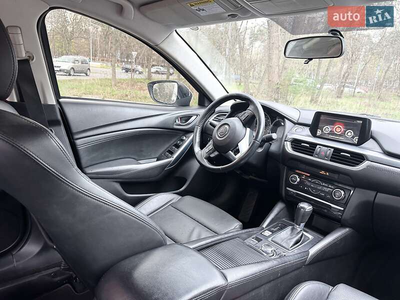Седан Mazda 6 2015 в Киеве