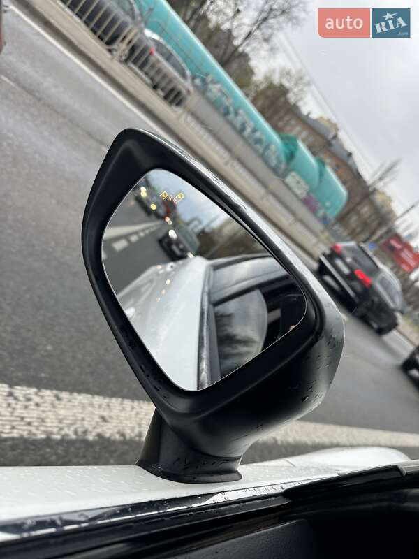 Седан Mazda 6 2015 в Киеве