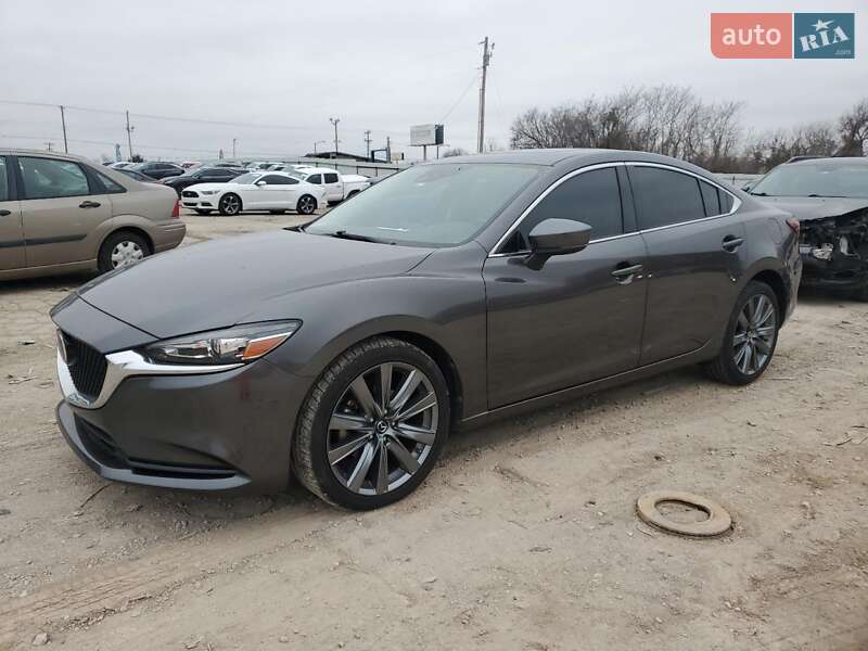 Седан Mazda 6 2018 в 