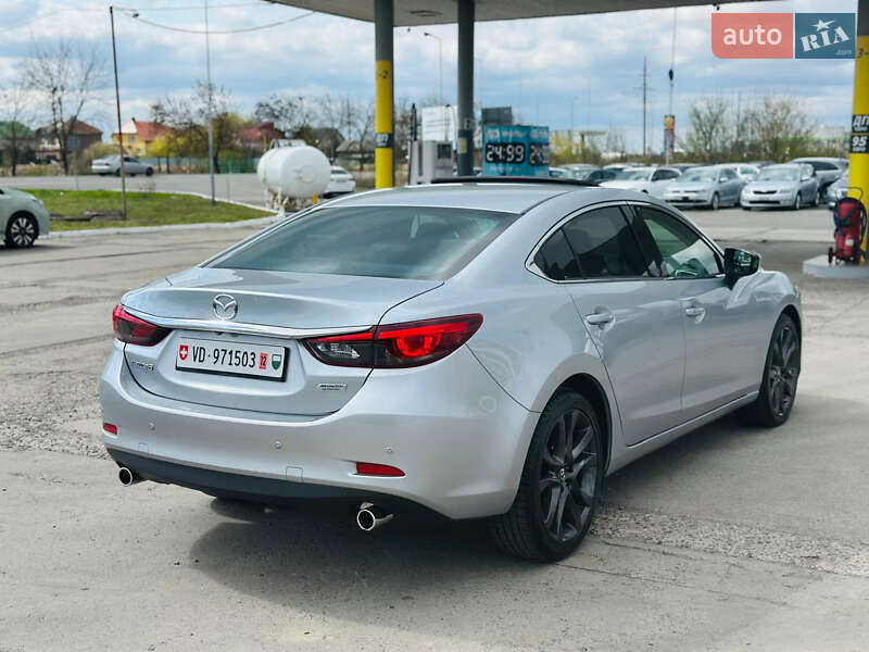 Седан Mazda 6 2016 в Ужгороді