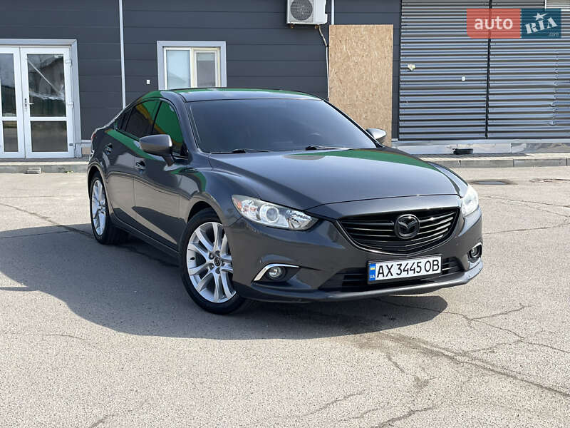 Седан Mazda 6 2015 в 