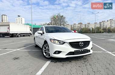 Седан Mazda 6 2015 в 