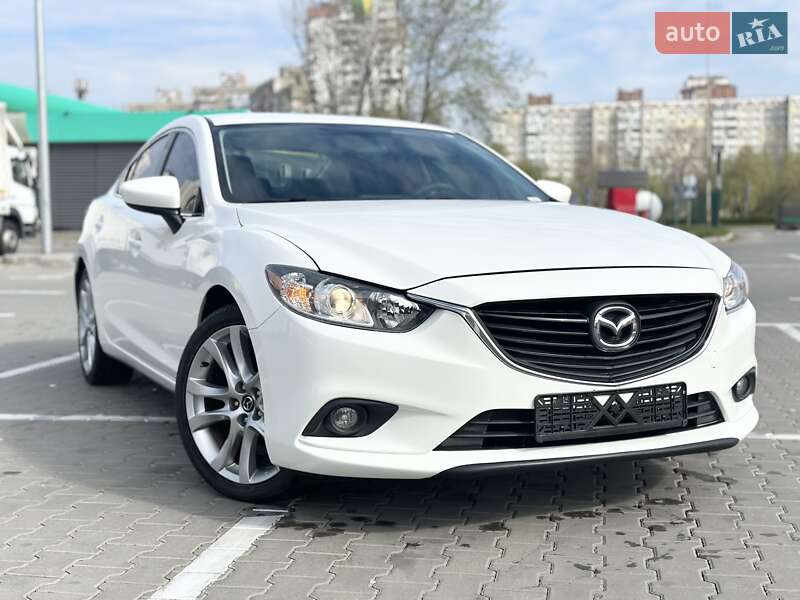 Седан Mazda 6 2015 в Киеве