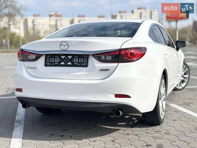 Седан Mazda 6 2015 в Киеве