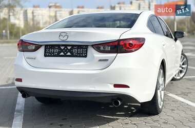 Седан Mazda 6 2015 в 