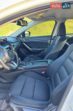 Седан Mazda 6 2017 в 