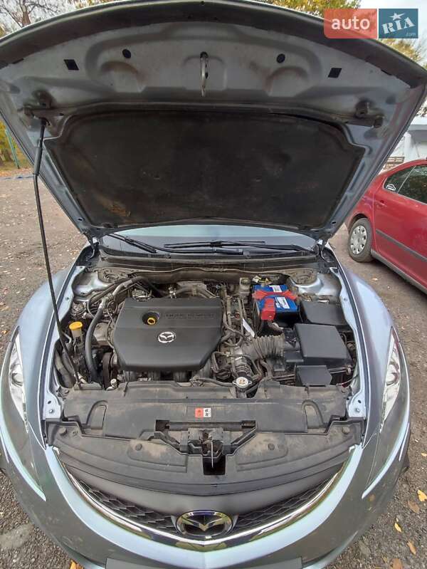 Седан Mazda 6 2011 в Днепре