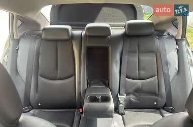 Лифтбек Mazda 6 2011 в 