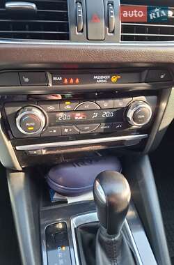 Седан Mazda 6 2015 в 