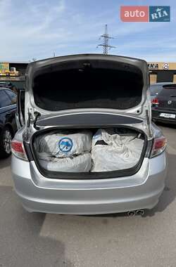 Седан Mazda 6 2011 в 