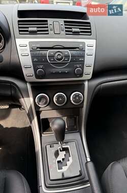Седан Mazda 6 2011 в 