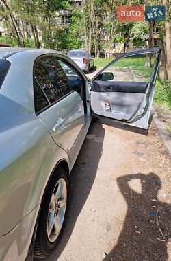 Седан Mazda 6 2002 в 