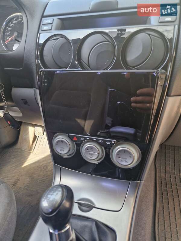 Седан Mazda 6 2002 в Василькові