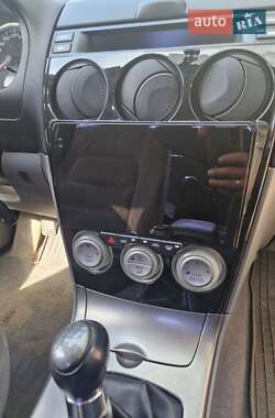 Седан Mazda 6 2002 в 