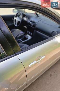 Седан Mazda 6 2002 в 