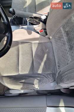 Седан Mazda 6 2002 в 