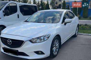 Седан Mazda 6 2016 в Чернівцях