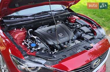 Седан Mazda 6 2016 в 