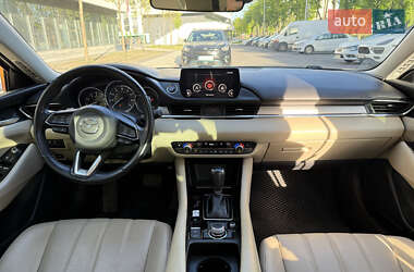 Седан Mazda 6 2018 в 