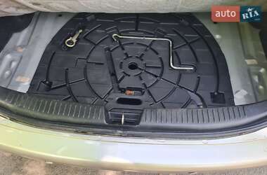 Седан Mazda 6 2004 в 