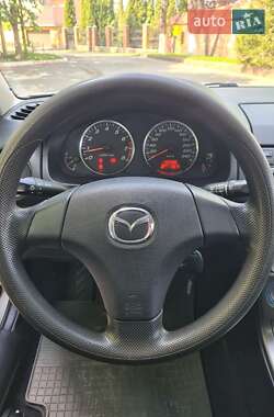 Седан Mazda 6 2004 в 