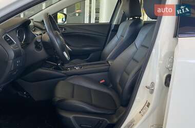 Седан Mazda 6 2015 в 