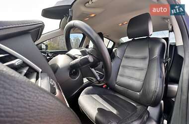Седан Mazda 6 2015 в 