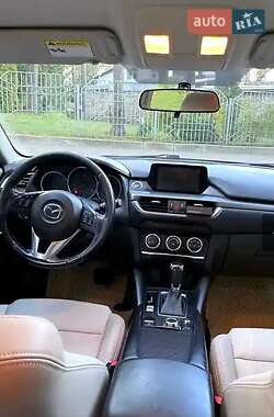 Седан Mazda 6 2015 в 