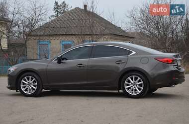 Седан Mazda 6 2015 в 